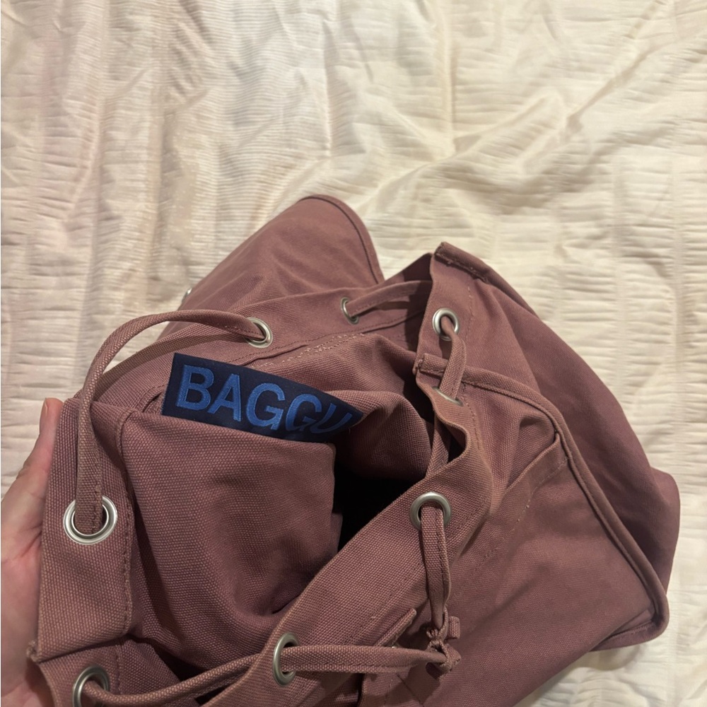 BAGGU Drawstring Backpack - Picture 5 of 5